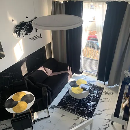 By Radecka Zarembowicza Lotnisko Daire