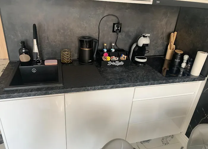 By Radecka Zarembowicza Lotnisko 公寓